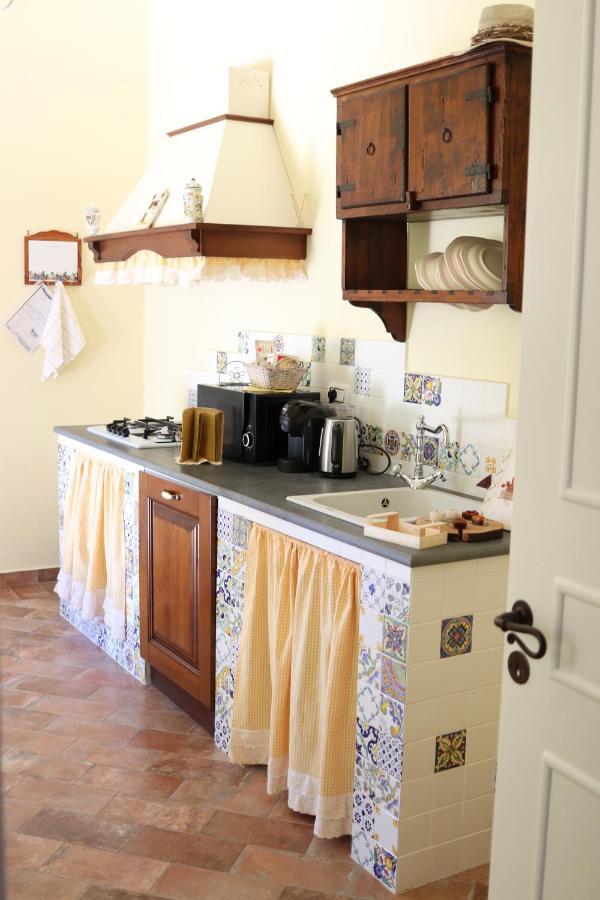 شقة Emy'S Country House كاستيلاّماري دي ستا المظهر الخارجي الصورة